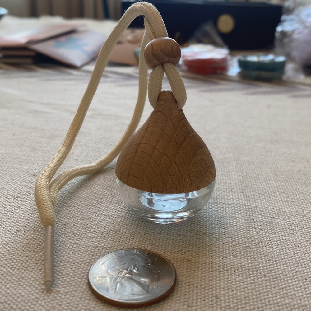 Mini Essential Oil Diffuser - Picture 4 of 4